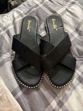 Bonnibel Black Crisscross Slide Mules Size  9